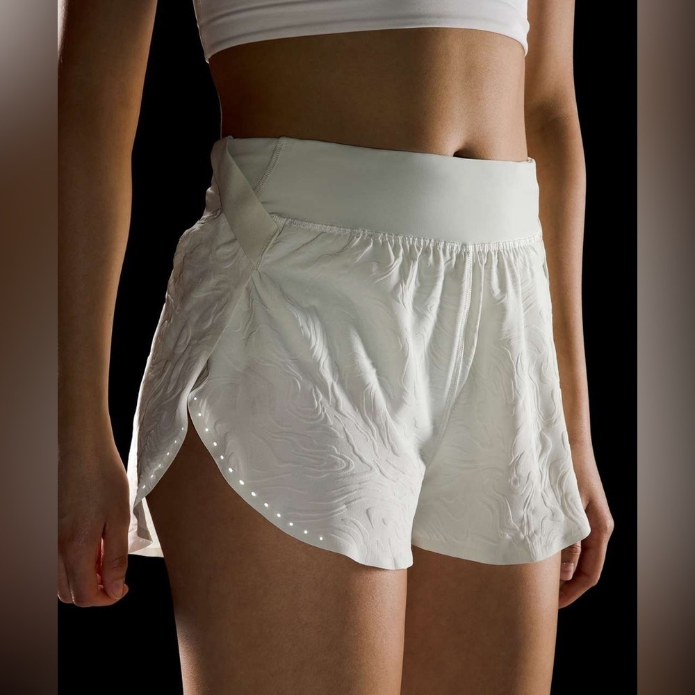 Lululemon Fast and Free High-Rise Short 2" *Airflow